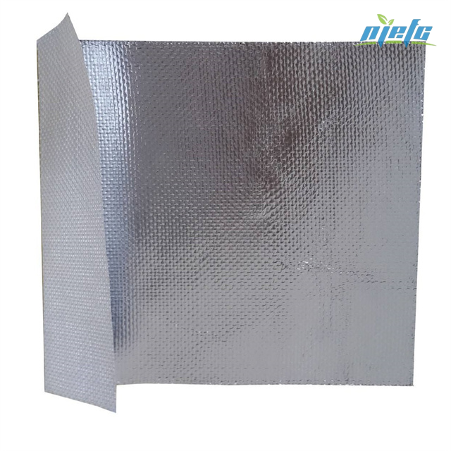 Feuille d'aluminium laminée avec un tissu en fibre de verre pour l'isolation