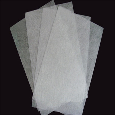 Produits en fibre de verre pour voile de tapis en fibre de verre comme substrat pour tapis